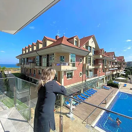 Playa Joyel Family Hostal