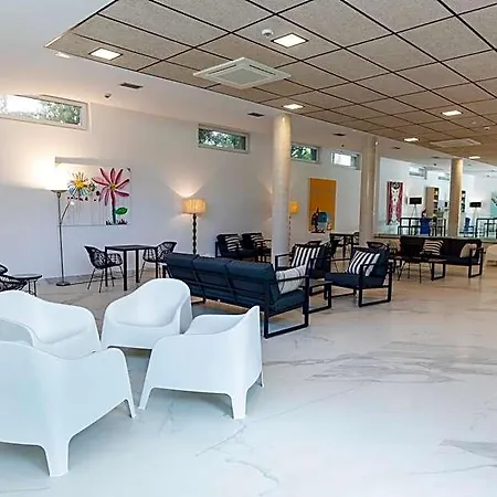 Playa Joyel Family Hostel Noja